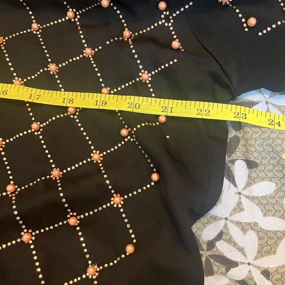 Diamond Black Open Abaya - Picture 8 of 9